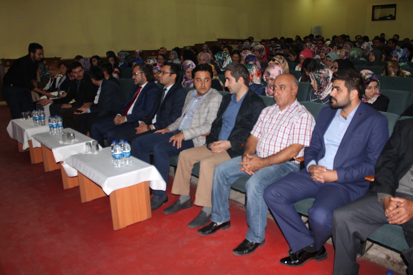 Etkili İletişim ve Beden Dili konferansı düzenlendi