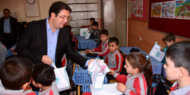 Başkan Yazgı’dan öğrencilere anlamlı ziyaret