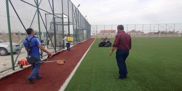 Eskil’de sentetik saha bakımı yapıldı