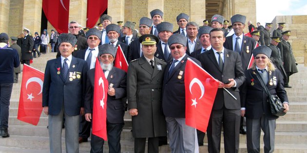 Gazilerden Başkan Yazgı’ya Anıtkabir ziyareti için teşekkür