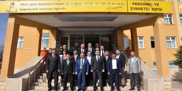 İGM Başkanı Tüzün, Abdulhamid Han Fen Lisesi’ni ziyaret etti