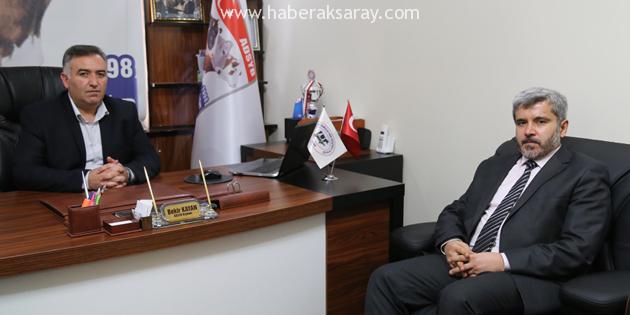 ASÜ Toprak ve Çevre Analizi konularında çiftçinin yanında