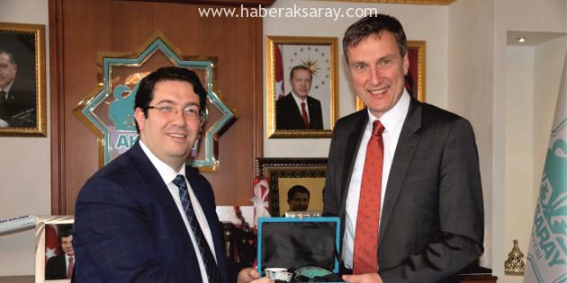 Mercedes-Benz Direktörü Lehmann’dan Yazgı’ya ziyaret