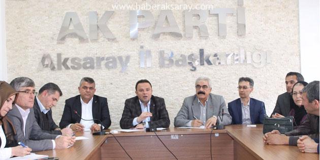 Ak heyet Köy Muhtarları ile istişare yaptı
