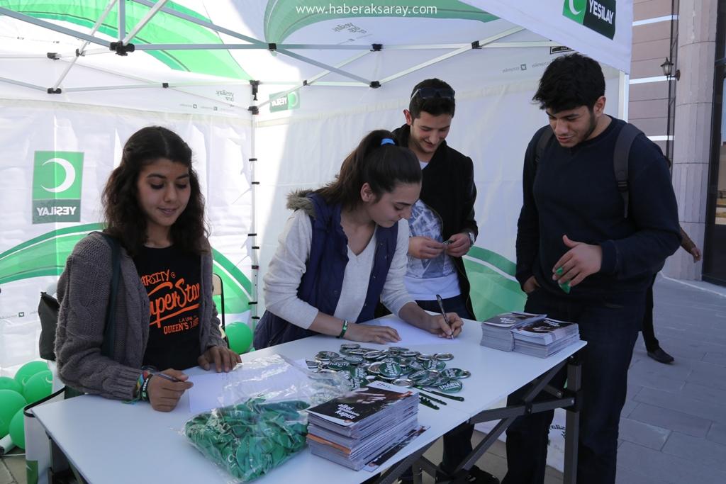 ASÜ’lü öğrenciler Yeşilay’a dikkat çekti