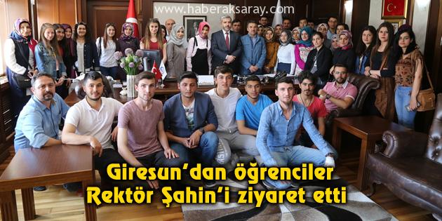 Giresun’dan öğrenciler Rektör Şahin’i ziyaret etti