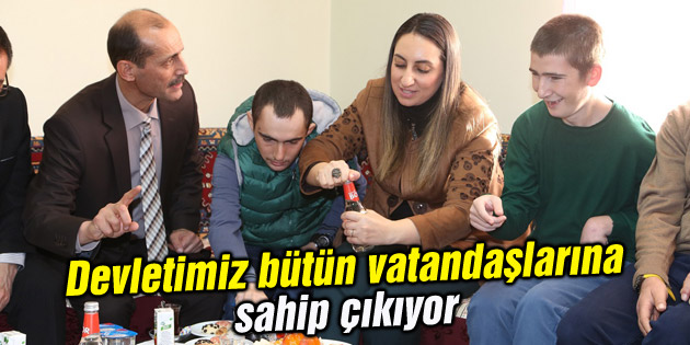 Vali Pekmez’in eşi Rehabilitasyon Merkezini ziyaret etti