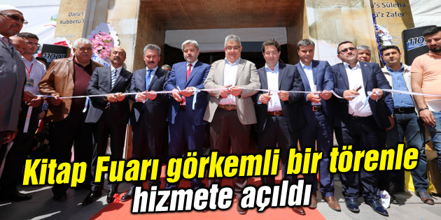 Kitap Fuarı görkemli bir törenle hizmete açıldı