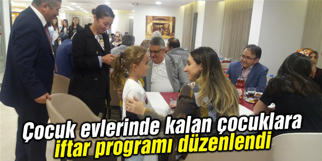 Vali Aykut Pekmez ve eşi Yeşim Pekmez Hanımefendi çocuklarla iftar yaptı
