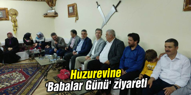 Huzurevine ‘Babalar Günü’ ziyareti