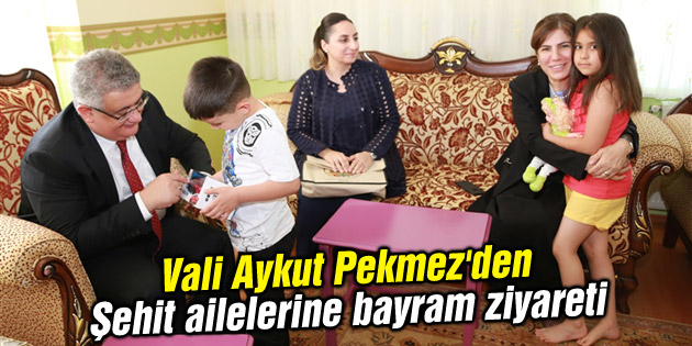 Vali Aykut Pekmez’den Şehit ailelerine bayram ziyareti