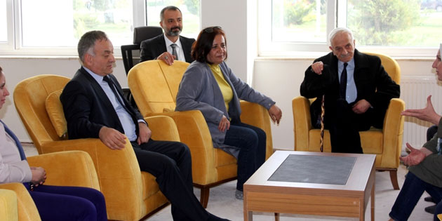 Beyazay Derneği Genel Başkanı ASÜ’yü ziyaret etti