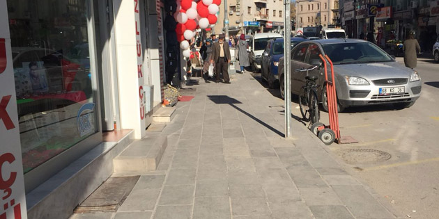 Kaldırım işgali için son uyarılar yapıldı