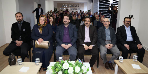 Siyaset Akademisi 3. hafta dersleri gerçekleştirildi