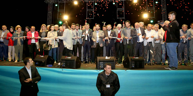 Recep Tayyip Erdoğan Gençlik Parkı Fettah Can konseri ile açıldı