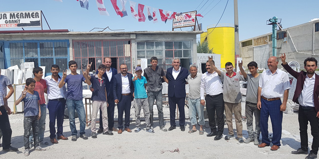 Eskilliler MHP adaylarını bağrına bastı