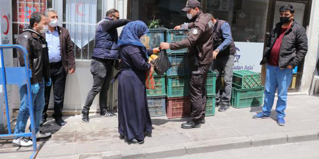 Kızılay, iftar sofralarını şenlendiriyor