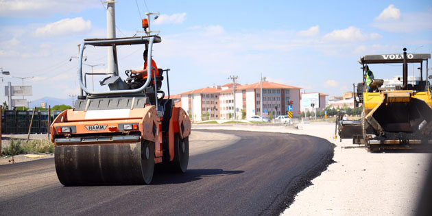 Aksaray Belediyesi asfalt serim çalışmalarını hızlandırdı
