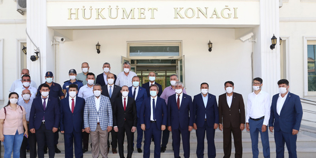 Vali Hamza Aydoğdu Eskil’i ziyaret etti
