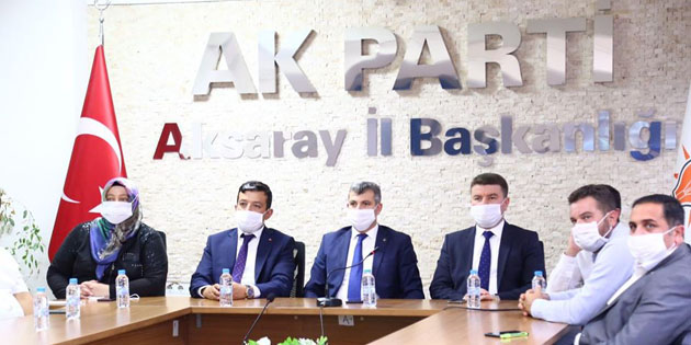 Cumhurbaşkanı Erdoğan, AK Parti’nin 81 il teşkilatıyla bayramlaştı