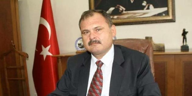 Vali Yardımcısı annesini ve kardeşini öldürdü