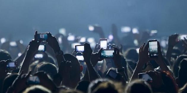 Geleceğe damgası vurması beklenen cep telefonu teknolojileri