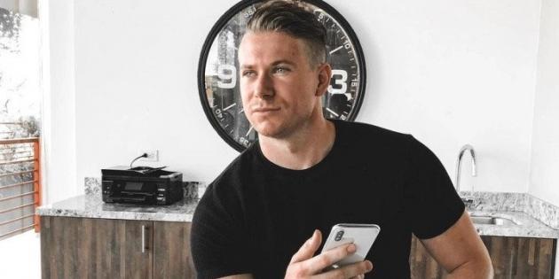 Instagram Fenomeni, Nasıl Bir Milyonere Dönüştüğünü Anlattı