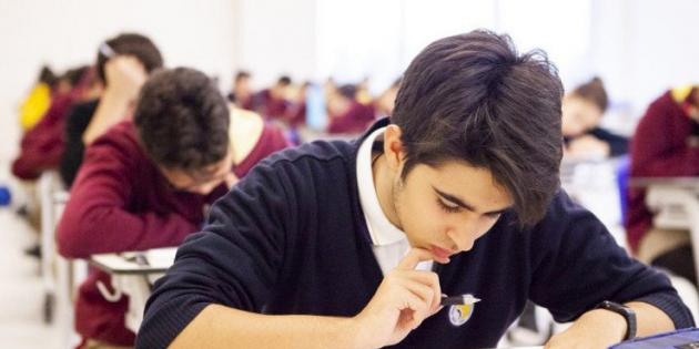 Pek Çok Lisede 1 Mart İtibarıyla Yüz Yüze Eğitim Başlıyor