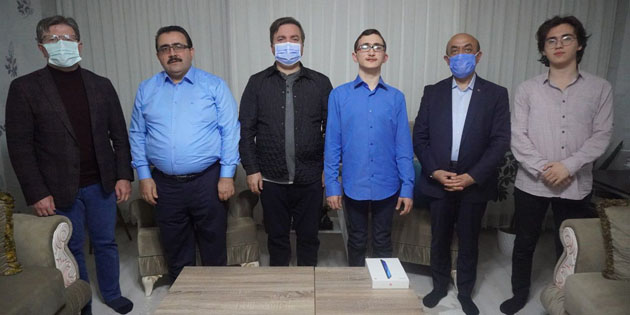Vali Aydoğdu’dan çat kapı doğum günü ziyareti