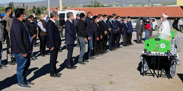 Gölette boğulan iki çocuk, son yolculuklarına uğurlandı
