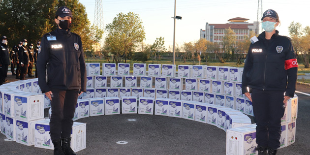 Okul harçlıklarını ihtiyaç sahipleri için birleştirdiler