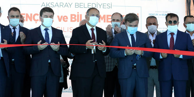 Aksaray Gençlik ve Bilim Merkezi dualarla açıldı