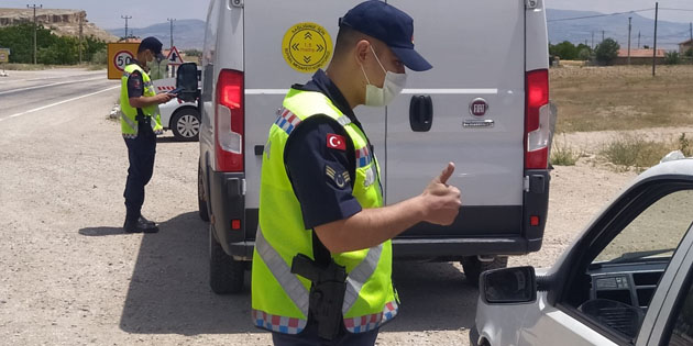 Aksaray jandarmadan emniyet kemeri denetimi
