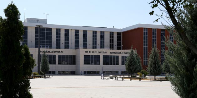 Lisansüstü öğrenci alımı başvuruları 22 Ağustos’ta sona erecek