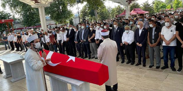 Aksaray Eski Valisi Coş, son yolculuğuna uğurlandı