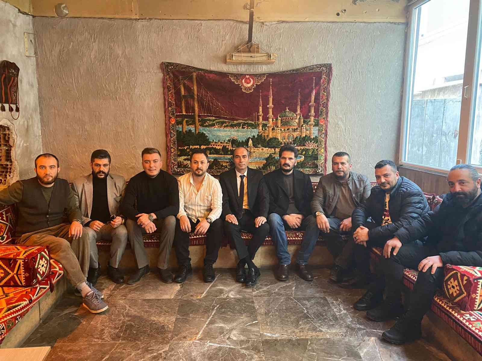 10 aydır sahada, metal yorgunluğunu kırmak için aday oldu