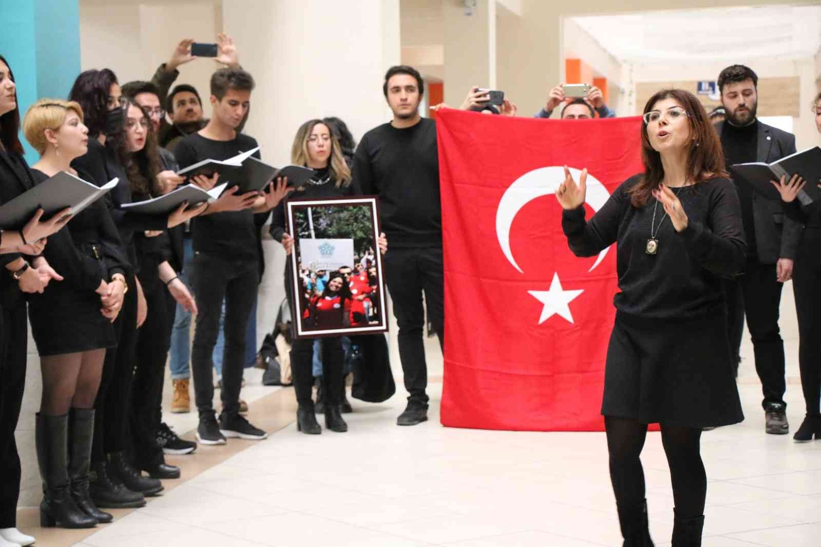 Şehit öğretmen Aybüke Yalçın, mezun olduğu NEÜ’de anıldı