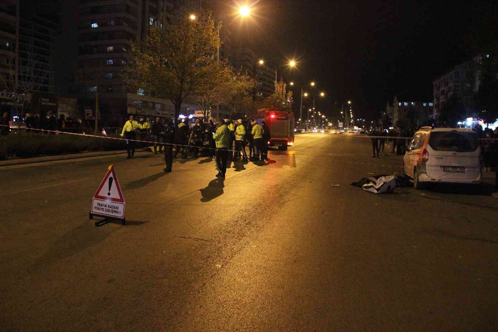 Yarış yaparken iki gencin öldüğü kazaya sebep olan sürücü tutuklandı