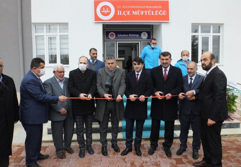 Sultanhanı’nda müftülük ve gençlik merkezi açıldı