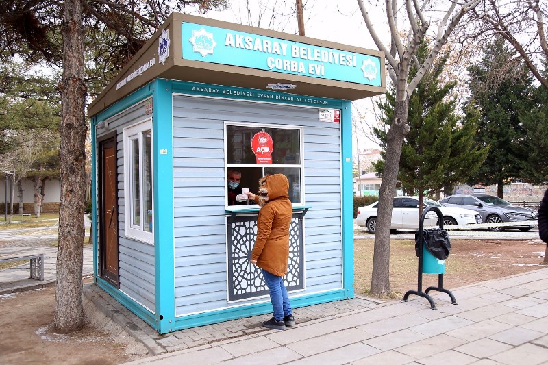 Soğuk kış günleri çorba evlerine ilgiyi artırdı