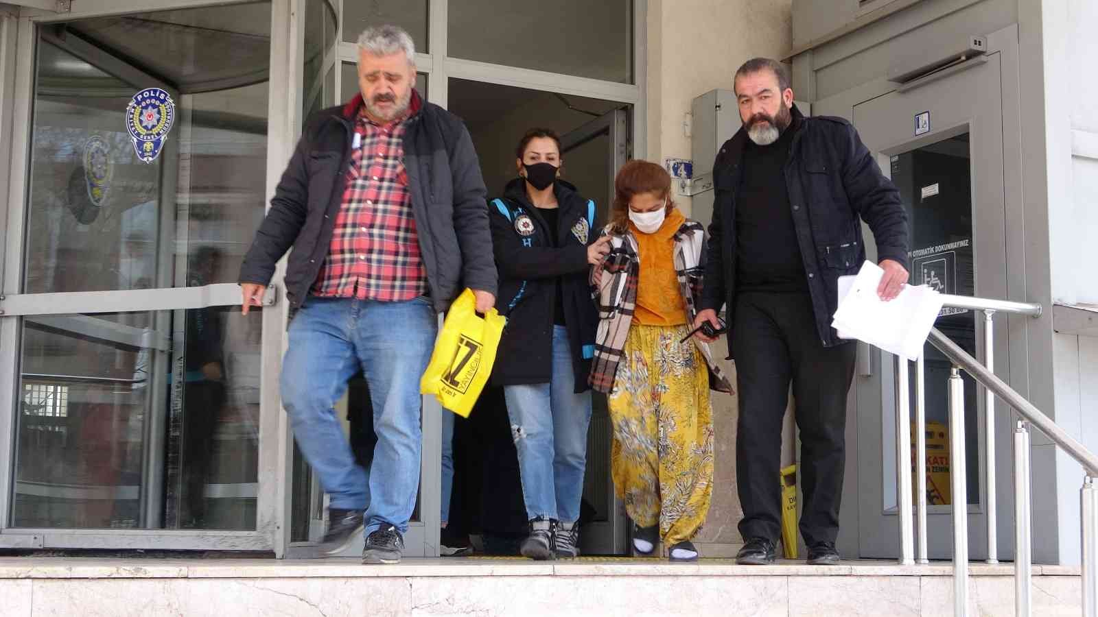 70 bin TL’lik ziynet eşyası çalan 4 kadın yakalandı