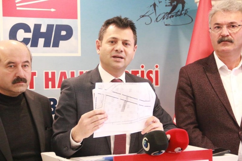 CHP’li Ertürk: Aksaray’ın tapusunu verin kurtulun!