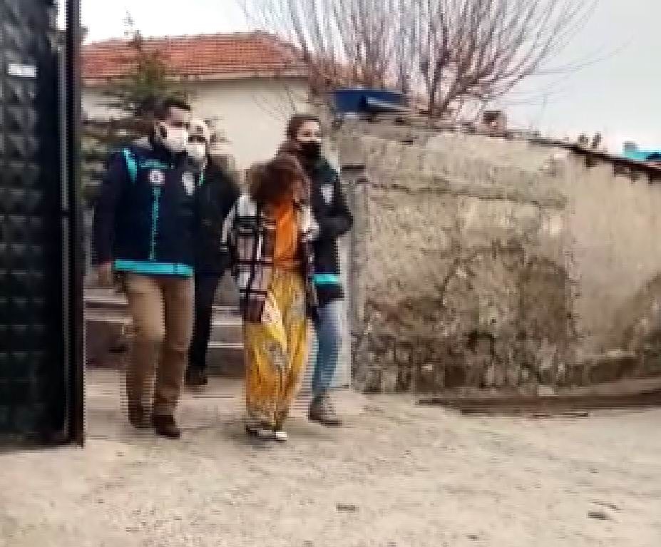 Hırsızlık şüphelisi 4 kadın yakalandı