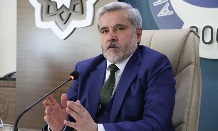 Şahin: Toplumun faydasına iş üretmek üniversitelerin asli vazifelerinden