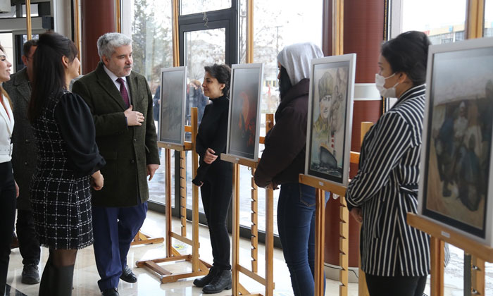 ASÜ’de zafere özel 34 eserden oluşan resim sergisi açıldı