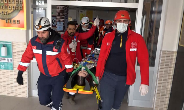 Aksaray’da okullarda deprem tahliye tatbikatı yapıldı