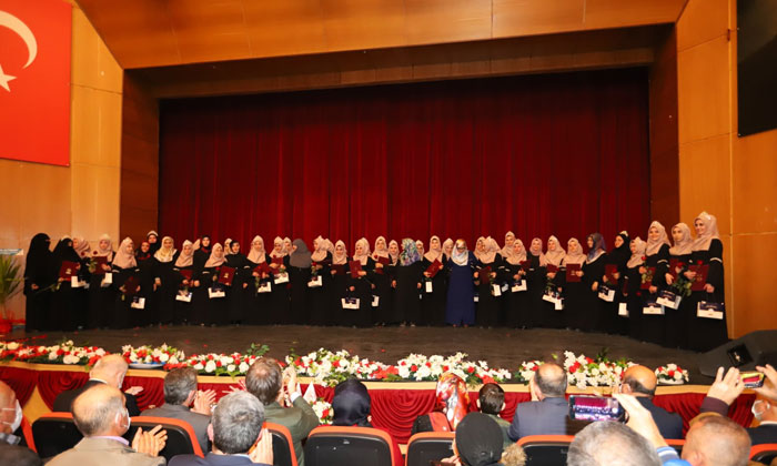 Aksaray’da Hafızlık Merasimi düzenlendi