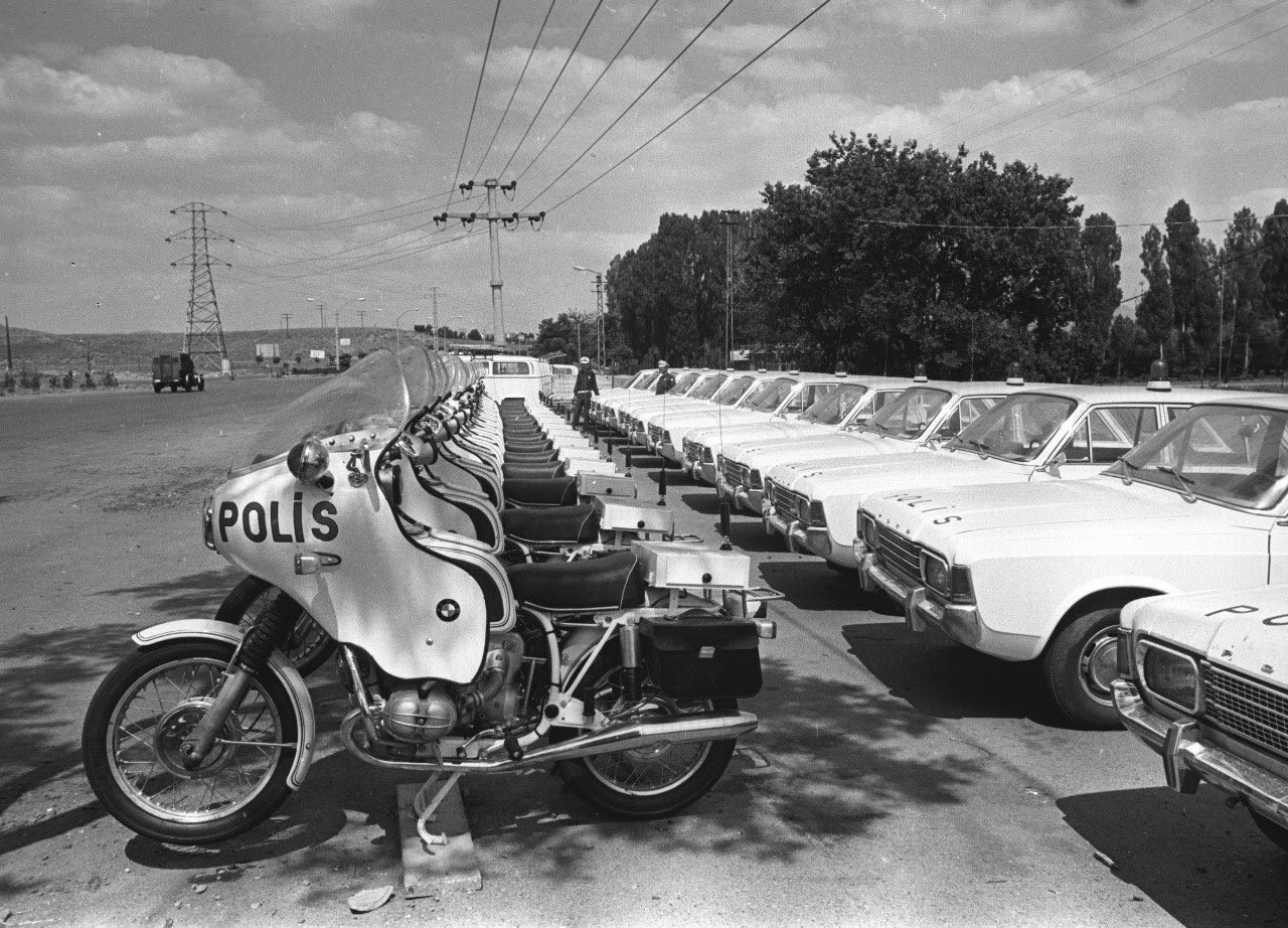Ankara Emniyet Müdürlüğü’nden nostaljik paylaşım