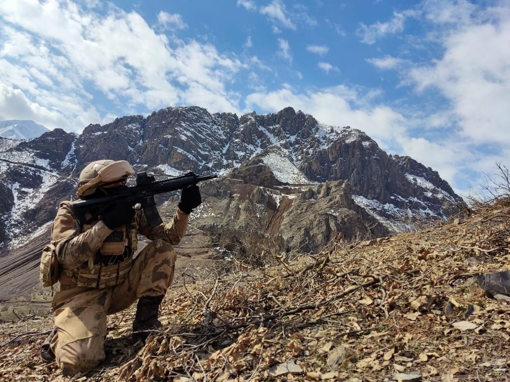Hakkari’de “Eren Kış-30 Operasyonu” başlatıldı
