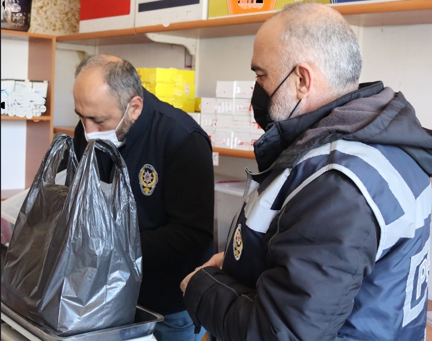 Kayseri Emniyeti, okulların etrafında kuş uçurtmuyor